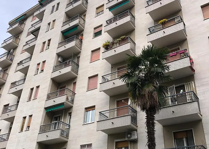 Luminoso Vista San Siro